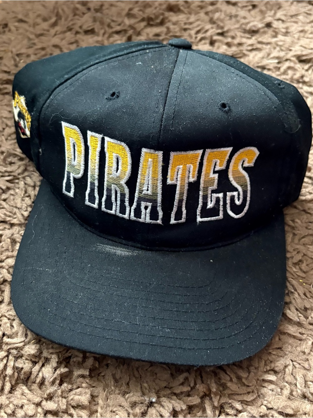 Vintage MLB Pittsburgh Pirates SnapBack Hat 90s Baseball